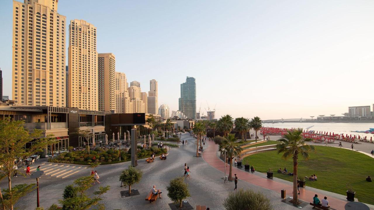 Homestar, Jumeirah Beach Hostel - Jbr - Pool, Beach, Metro Дубай Екстер'єр фото